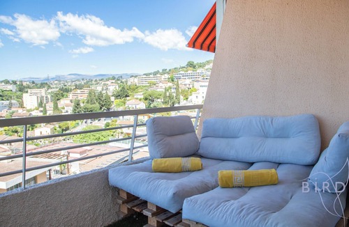 Le Cannet Apartment | Beautiful Apartment with Terrace, A/C and PARKING