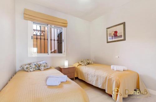 El Faro Apartment | Beautiful apartment with sea view in Mijas costa
