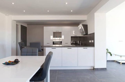 Juvignac Apartment | Beautiful apartment with infinity pool and jacuzzi !!!
