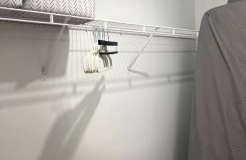 Valley Ranch Apartment | Beautiful apartment with fire place and parking bring your fur baby