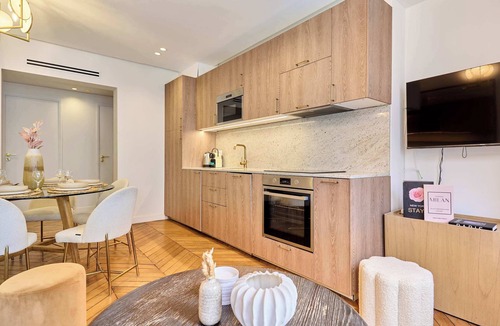 Saint-Vincent-de-Paul Apartment | Beautiful apartment with AC - Center of Paris