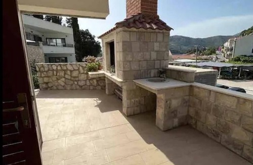 Zaton Apartment | Beautiful Apartment With Huge Terrace and Sea View