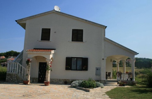 Vlasici Apartment | Beautiful apartment with sea view!