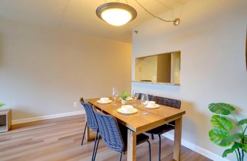 Crystal City Apartment | Beautiful & Apt W Pool Access All-Year