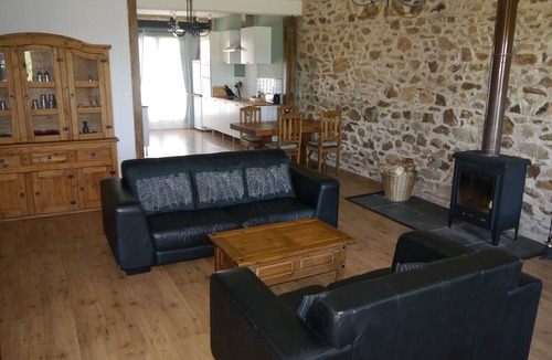 La Roche-l'Abeille House | Beautiful barn conversion with private courtyard and pool.