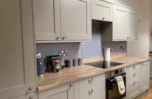 Blakeney House | Beautiful barn conversion/hot tub views