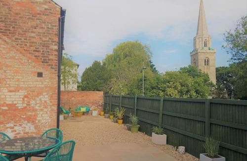 Selby House | Beautiful barn conversion with easy access to York