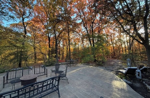 Wea House | Beautiful barn home nestled in 23 acres of forest.