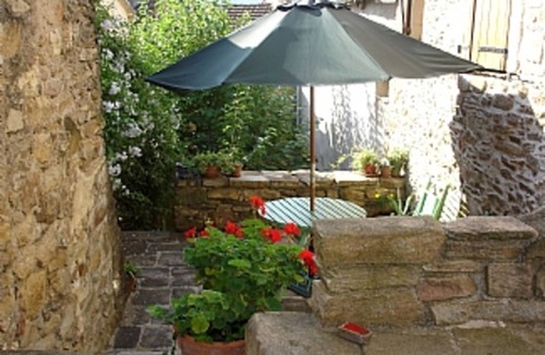 Mons House | Beautiful base for walking, swimming and relaxing