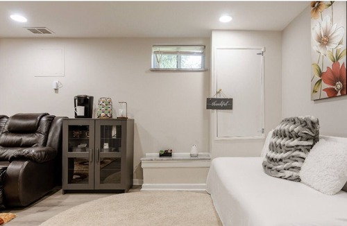 Fair Lawn Apartment | 🤩Beautiful Basement Studio