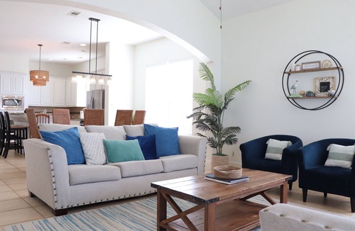 Gilchrist House | Beautiful Bayfront Retreat with Unbeatable Bay and Gulf Views