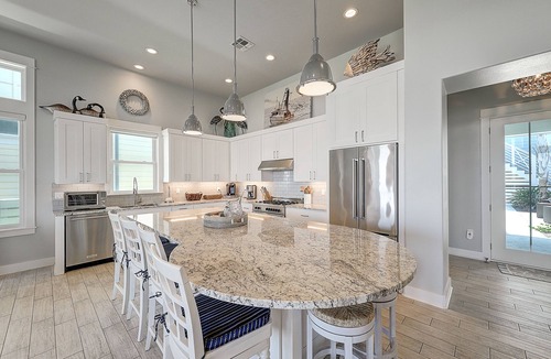 Rockport House | Beautiful Bay-View Home & Casita with Courtyard, Patio & Balcony