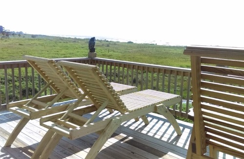 Port Bolivar House | Beautiful Beachfront! Spectacular View! Awesome Deck! Gourmet Kitchen