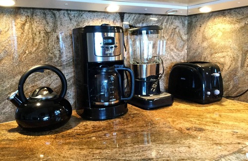 Seacrest Condo | Beautiful Beachfront 2 BR-2 Bath Condo —No Pets—