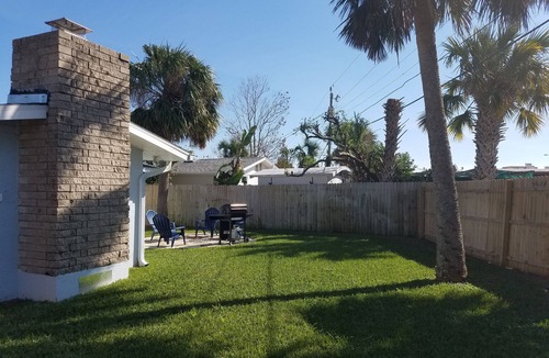 Brendale Heights House | Beautiful Beach House 🏖 Few steps from the beach 👣