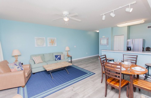 Panama City Beach Condo | Beautiful Beachfront 2nd Floor Condo w/Direct Gulf Views Panama City Beach, FL