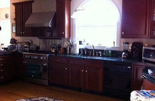 Sheffield House | Beautiful Berkshire Home - Enjoy summer, fall & winter attractions