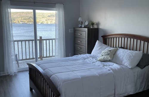 Richfield Springs House | Beautiful Big Lake Front House W/gorgeous lake views