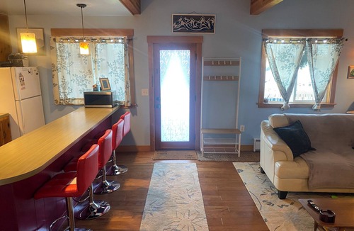 Birch Bay Cottage | Beautiful Birch Bay Retreat