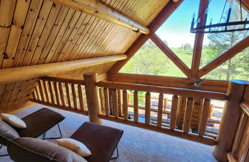 Piedmont House | Beautiful Black Hills Log Home with Loft and 360' Views!