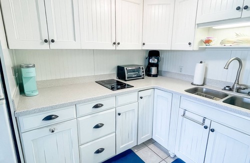 Atlantic Beach Apartment | Beautiful Bogue Shores 1st Floor Studio with Beach & Sound Access