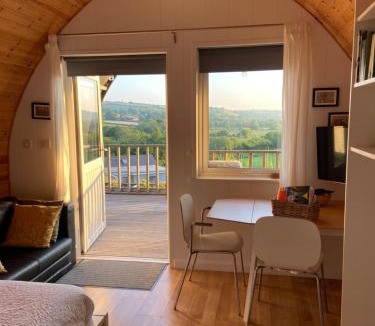 Loddiswell House | Beautiful bolt hole for 2 with breathtaking views