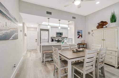 Bonita Bay Condo | Beautiful Bonita Bay Condo! Beach Shuttle, Pool, Kayaks, Tennis & Over $100 of Free Daily Activities