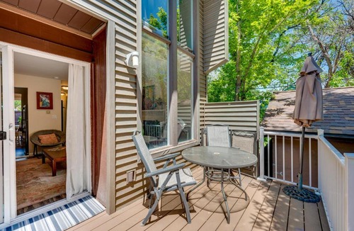 Lower Arapahoe House | Beautiful Boulder Townhome: Walk to CU & Pearl St!