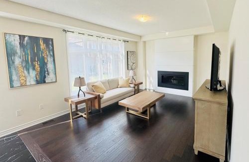 Keswick House | Beautiful Brand New House in Keswick 8 guests