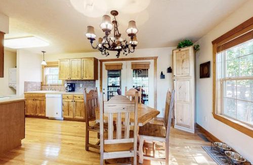 Reeds Spring House | Beautiful Branson