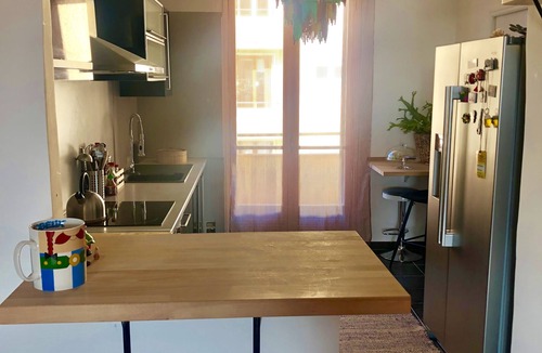 Lemasson House | Beautiful, bright apartment with terrace