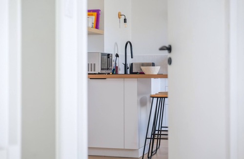 Saint-Serge Apartment | Beautiful, bright and quiet apartment for 2 people