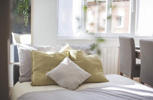 Douai Apartment | Beautiful, bright apartment close to downtown