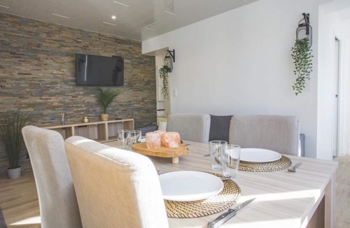 Douai Apartment | Beautiful, bright apartment close to downtown