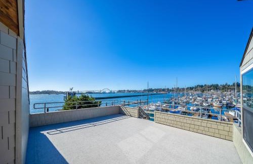 Historic Bayfront House | Beautiful Briny Retreat