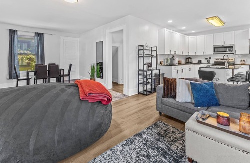 Meridian-Kessler House | Beautiful Broad Ripple House