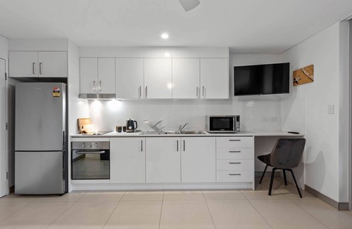 Scarborough Apartment | Beautiful Bunton Studio