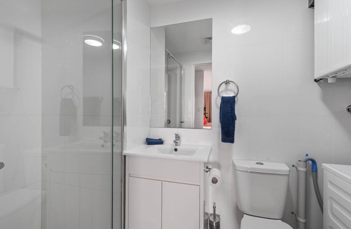 Scarborough Apartment | Beautiful Bunton Studio