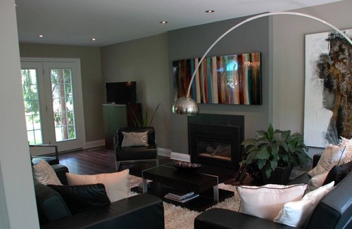 Burlington House | Beautiful Burlington Private Oasis