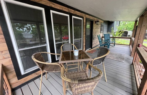 Hulbert Cabin | Beautiful cabin by the Lake