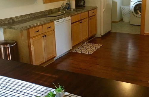 Gordonsville Cabin | Beautiful Cabin on the Caney Fork River