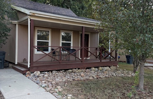Waynesville Cabin | Beautiful Cabin Sleeps 5