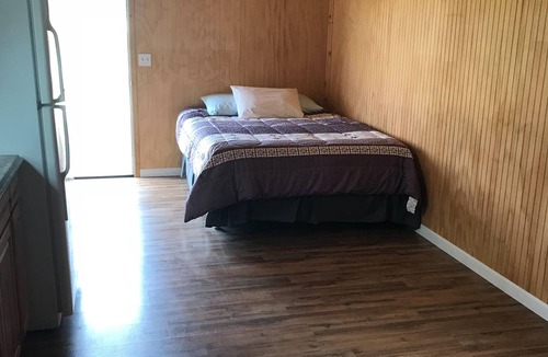 Waynesville Cabin | Beautiful Cabin Sleeps 2
