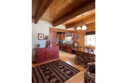 Pagosa Highlands Ski Chalet | Beautiful Cabin Retreat:Ski, Hike, Fishing&Bike!