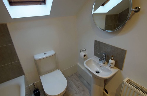 Inverkip House | Beautiful Cameron Cottage