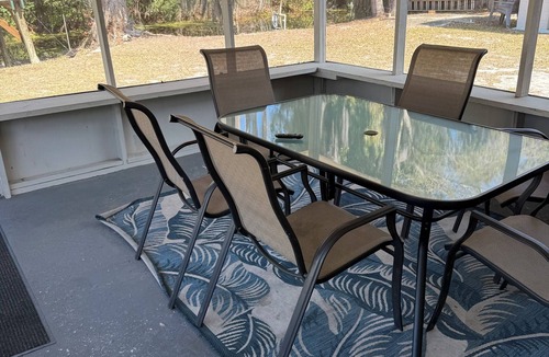 Leesburg House | Beautiful Canal-side home with Harris Lakes access!