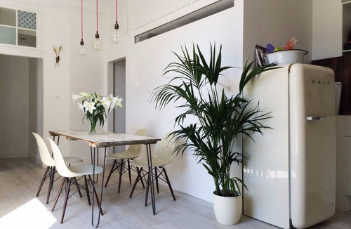 North Kensington Apartment | Beautiful Canalside 1BD Flat with Terrace