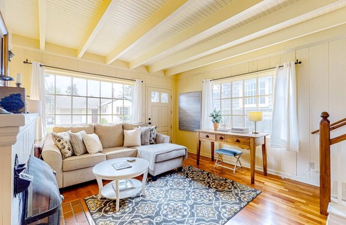 Seaside House | Beautiful Cape Cod cottage - one block from the beach with covered balcony & W/D