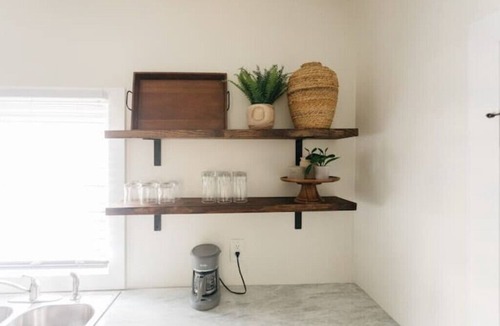 Dayton House | Beautiful Cape Cod House in Central Location