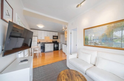Cape May Point Condo | Beautiful Cape May Point condo steps to beach